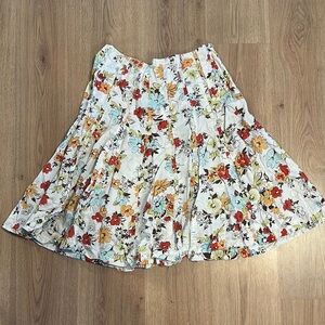 Floral Women's Skirt - Multicolor​
